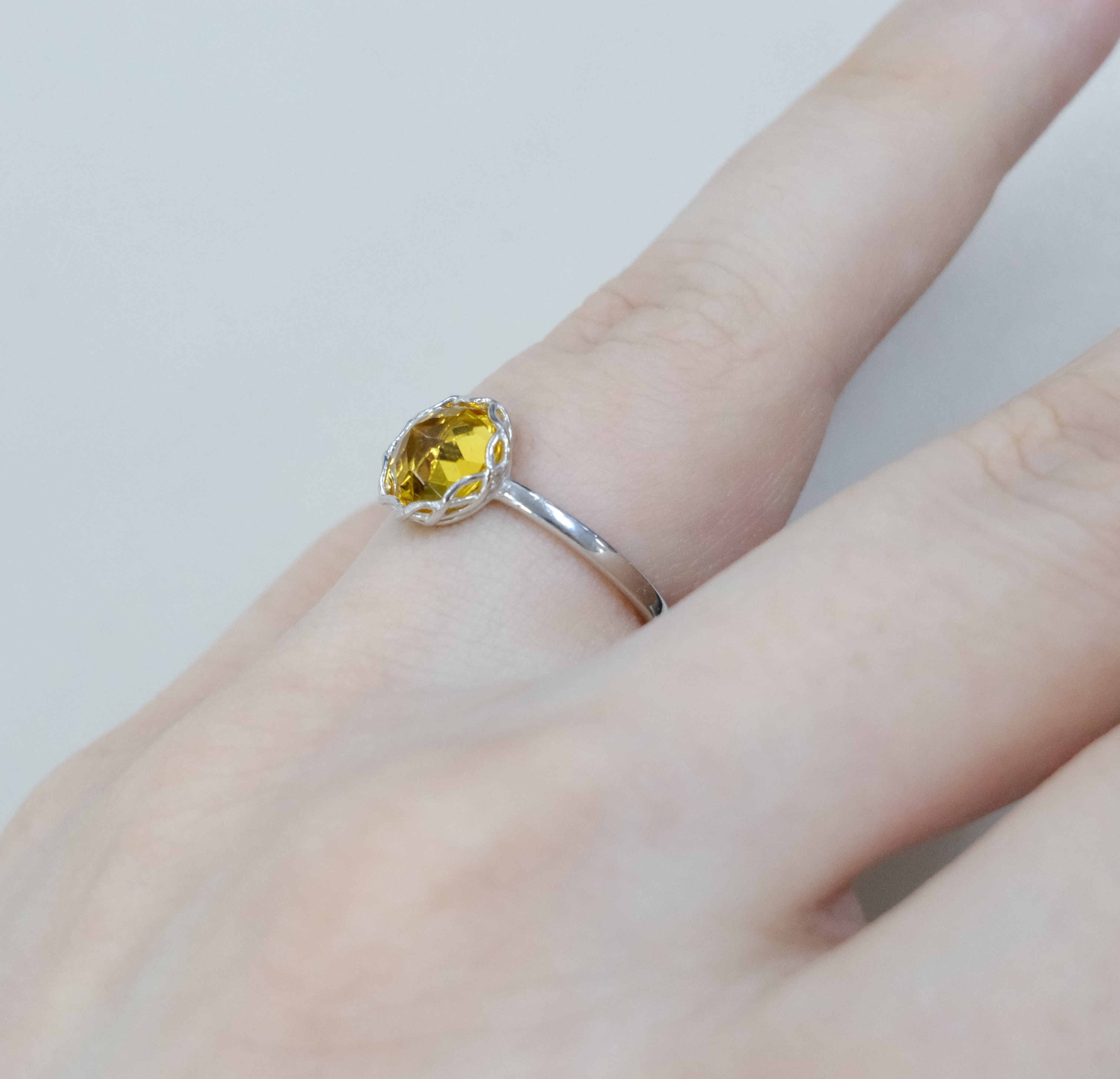 Серебряное кольцо с цитрином